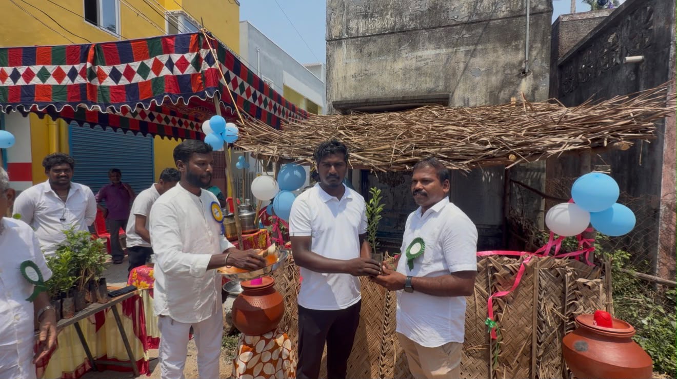 Volunteer members doing service drive